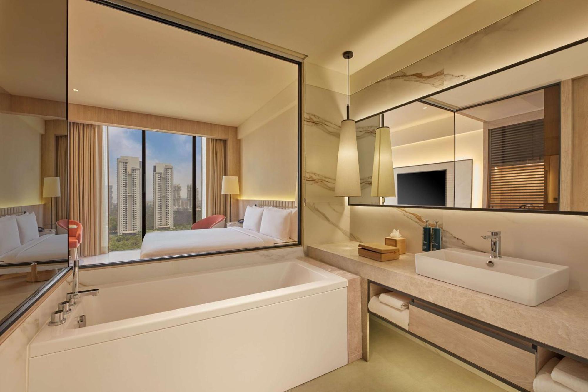Hilton Gurugram Baani City Centre Gurgaon Exteriör bild