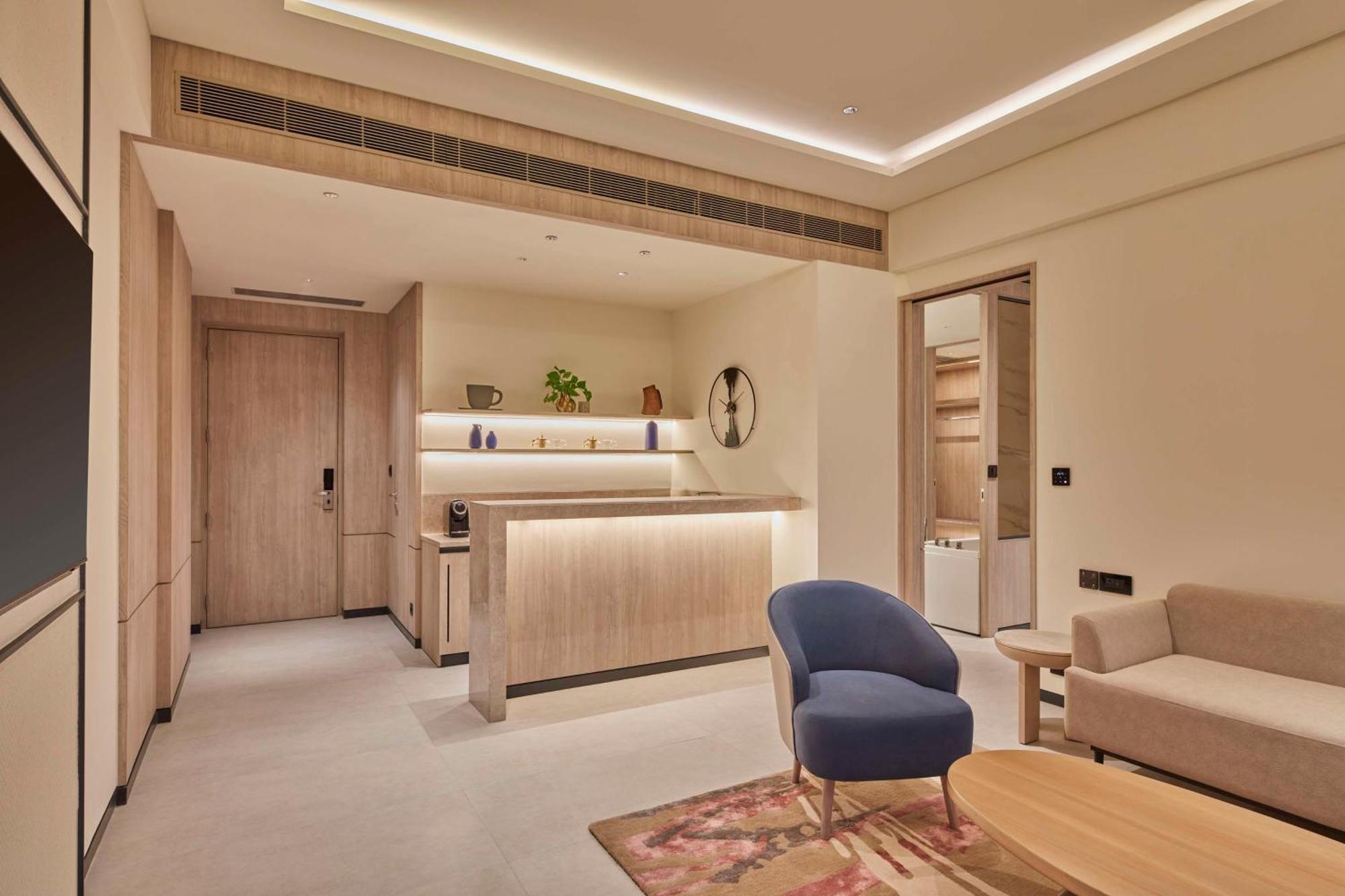 Hilton Gurugram Baani City Centre Gurgaon Exteriör bild
