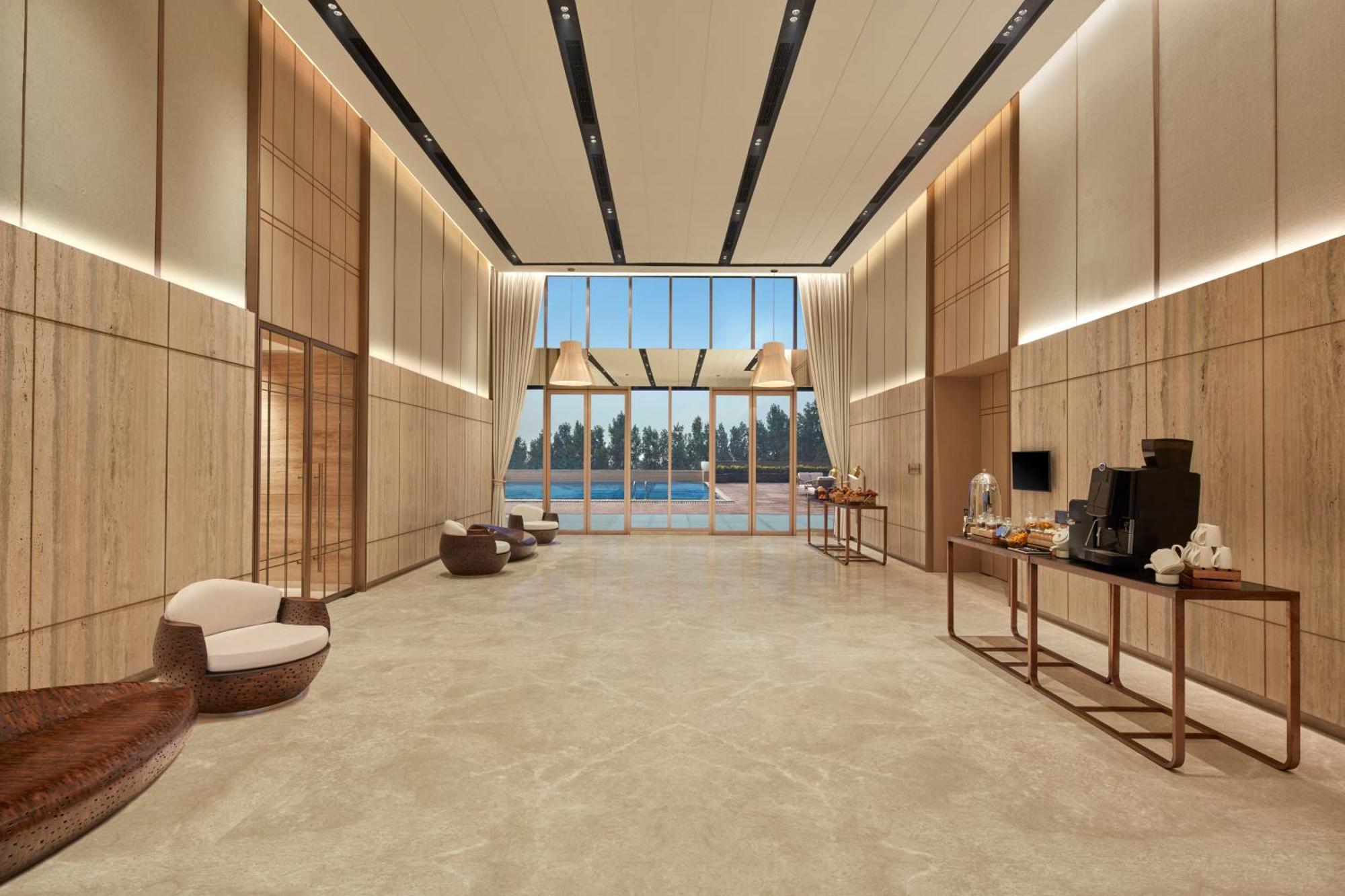Hilton Gurugram Baani City Centre Gurgaon Exteriör bild