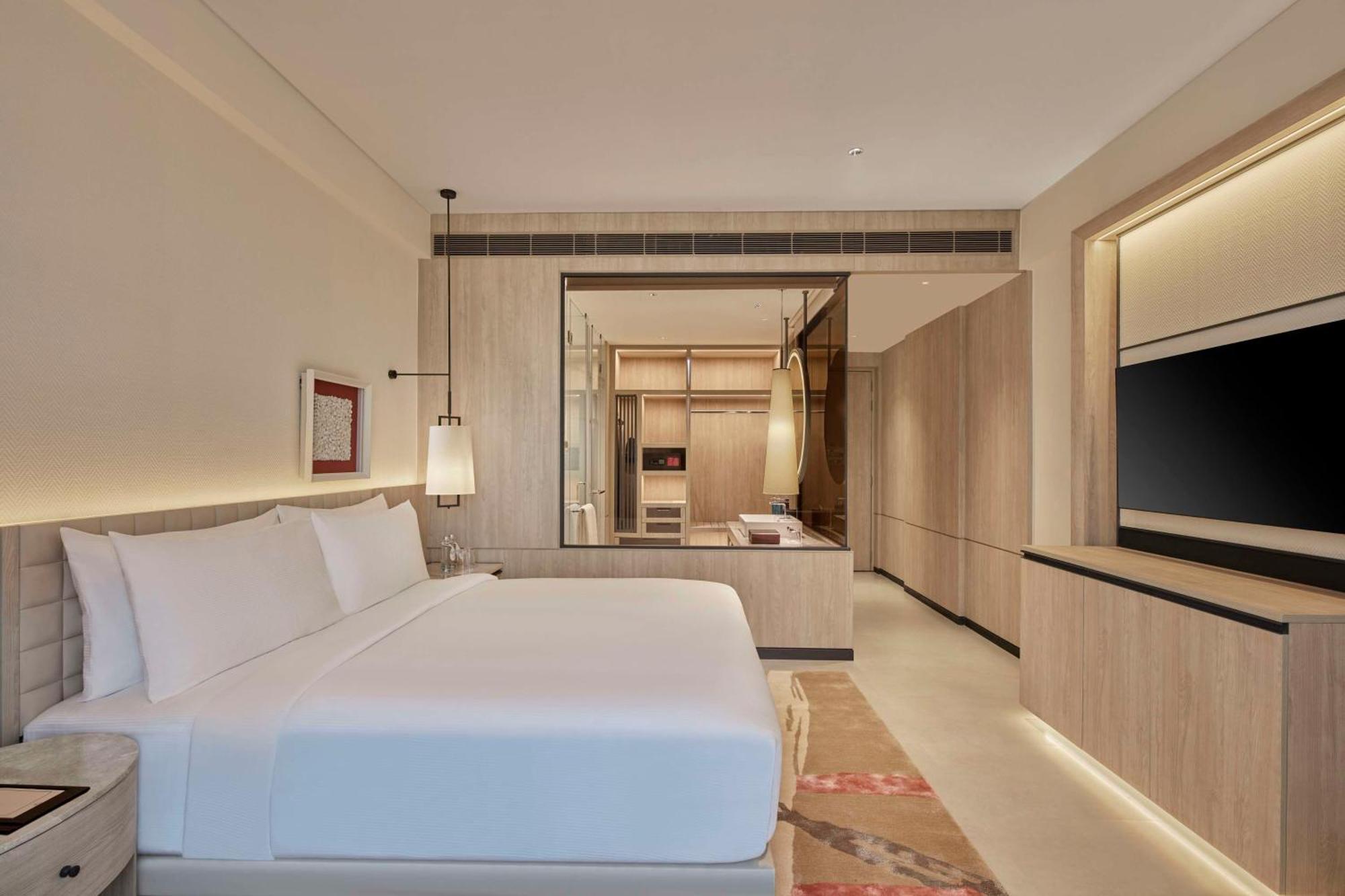 Hilton Gurugram Baani City Centre Gurgaon Exteriör bild